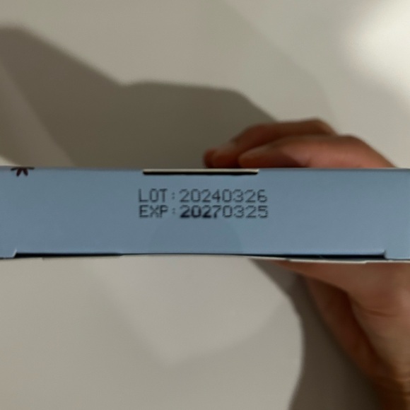 NWT Blume Buds Power Patches for Acne-Prone Skin 24 Pack - Picture 6 of 6